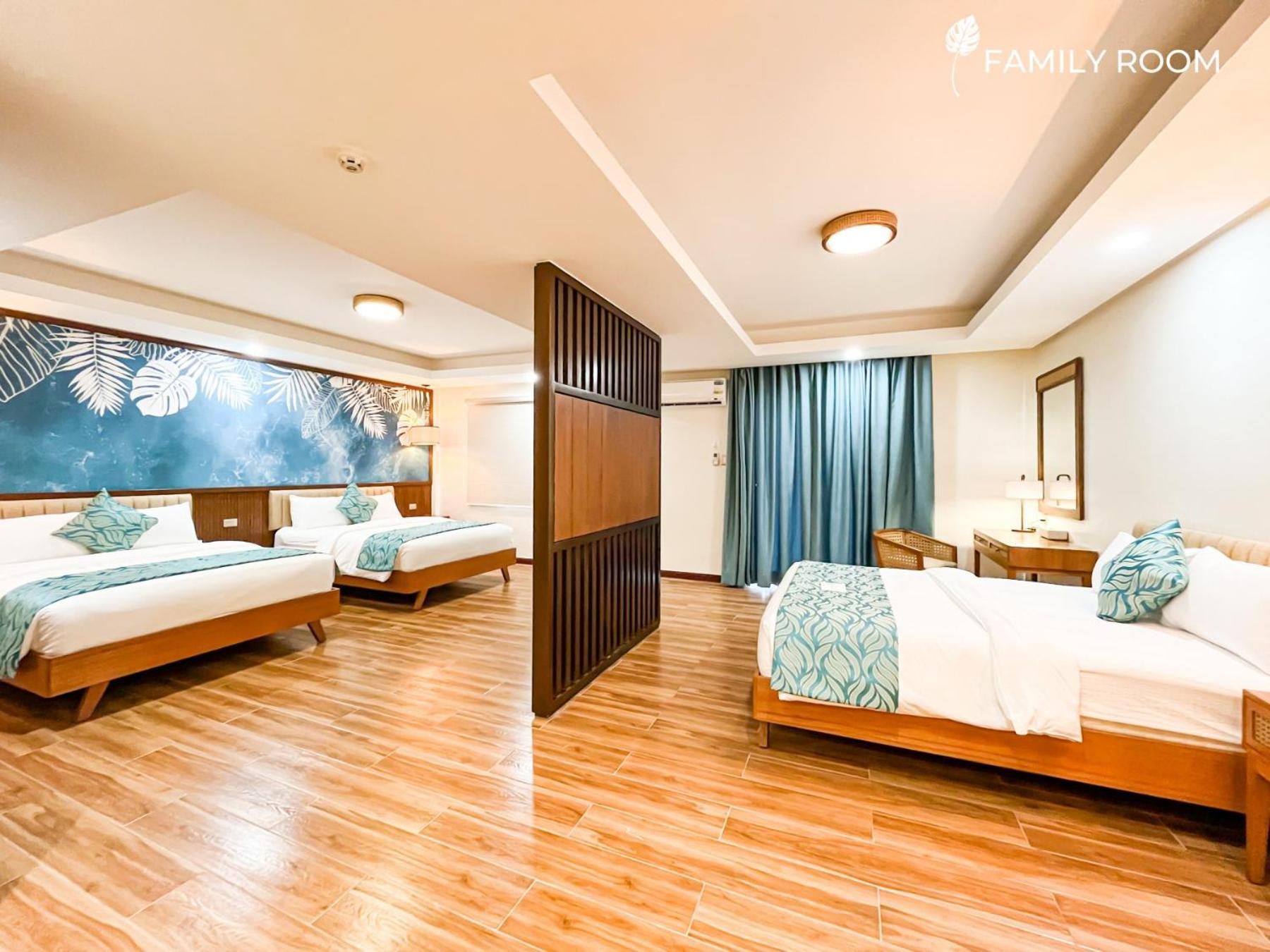 La Jolla Luxury Beach Resort Bagac Exterior foto