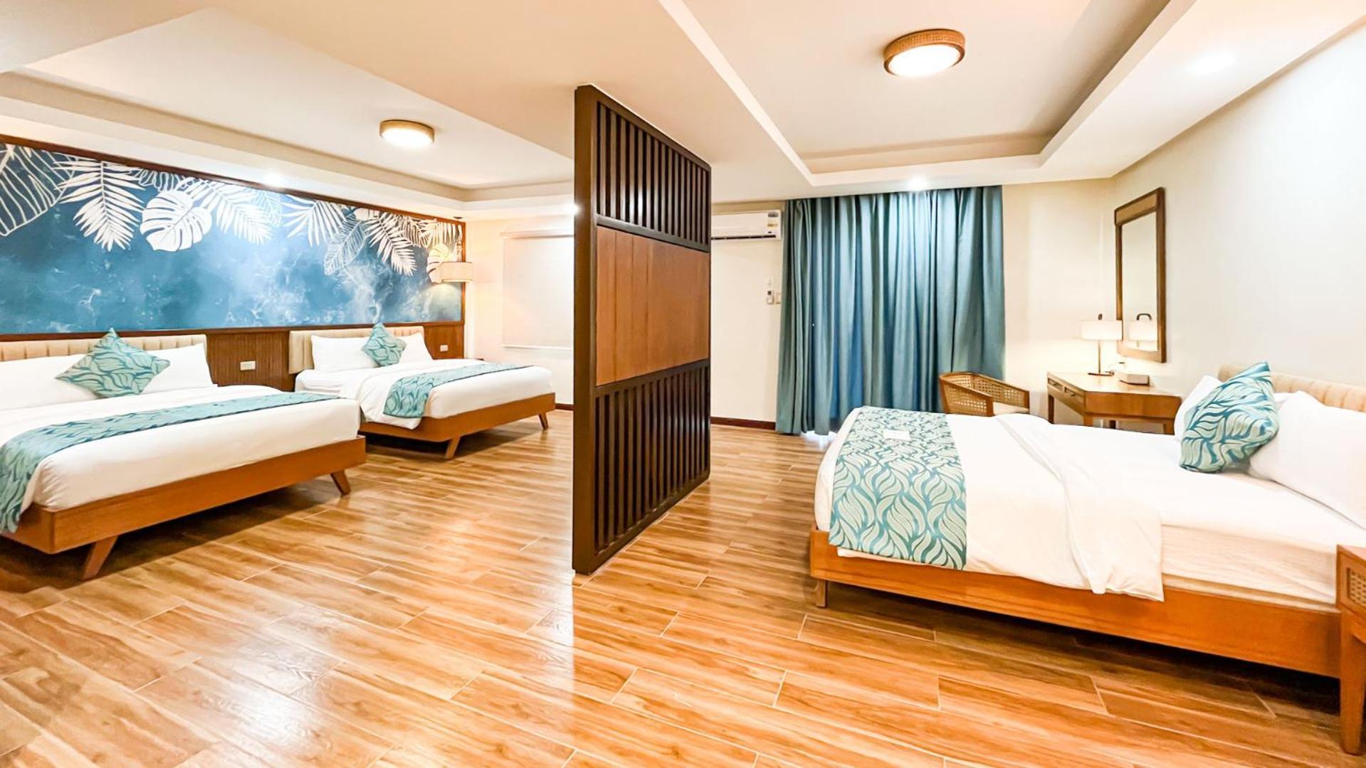 La Jolla Luxury Beach Resort Bagac Exterior foto